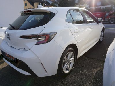 Toyota Corolla 1.8 Hybrid 122KM e-CVT Comfort + Navi
