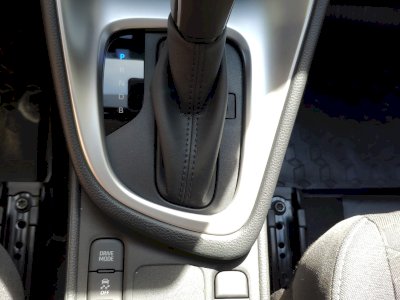 Toyota Yaris Comfort +Tech + Style 1.5 Hybrid Dynamic Force FWD 116 KM e-CVT