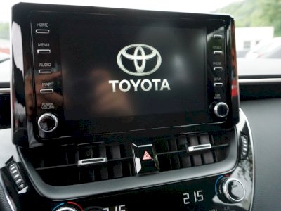 Toyota Corolla Kombi 1.8 Hybrid 122KM e-CVT Comfort + Navi