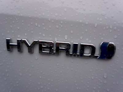 Toyota Corolla Kombi 1.8 Hybrid 122KM e-CVT Comfort + Navi