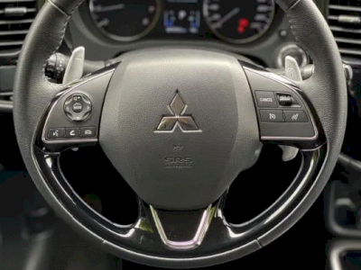 Mitsubishi Outlander MY19 2.0 CVT 4WD 150KM Intense Plus