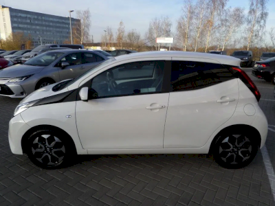 Toyota Aygo 1.0 VVT-i X-play + Style