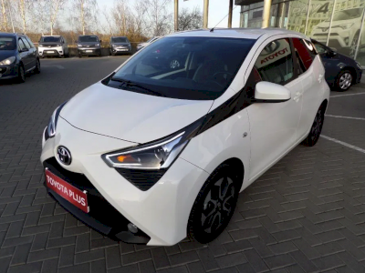 Toyota Aygo 1.0 VVT-i X-play + Style