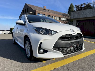 Toyota Yaris Comfort 1,5 VVT-i H 116 KM hybrid