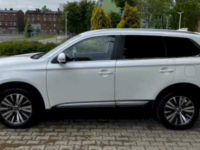 Mitsubishi Outlander MY19 2.0 CVT 4WD 150KM Intense Plus