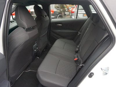 Toyota Corolla Kombi 1.8 Hybrid 122KM e-CVT Comfort + Navi