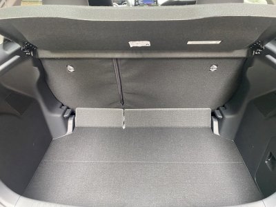 Toyota Yaris Comfort +Tech + Style 1.5 Hybrid Dynamic Force FWD 116 KM e-CVT