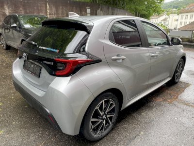 Toyota Yaris Comfort +Tech + Style 1.5 Hybrid Dynamic Force FWD 116 KM e-CVT