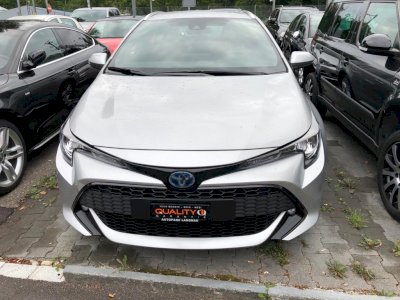 Toyota Corolla Kombi 1.8 Hybrid 122KM e-CVT Comfort + Navi (1F7)