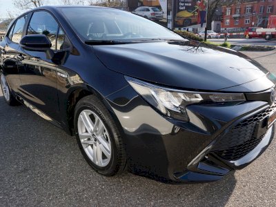 Toyota Corolla 1.8 Hybrid 122KM e-CVT Comfort + Navi