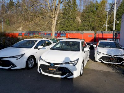 Toyota Corolla 1.8 Hybrid 122KM e-CVT Comfort + Navi