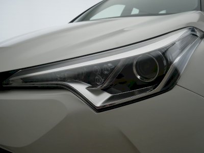 Toyota C-HR 1.8 Hybrid Premium